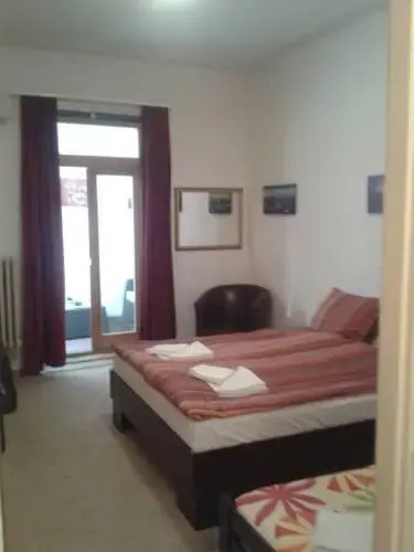 Gregors Downtown Apartments