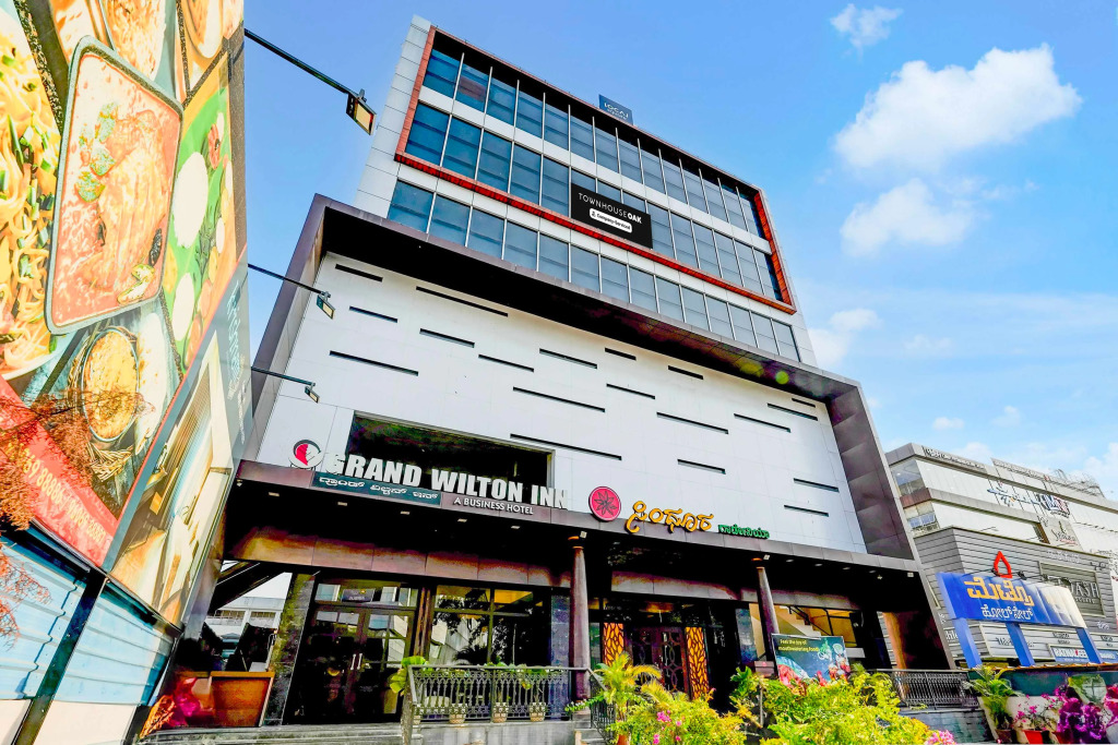 Townhouse Oak Bangalore Garudacharpalya Metro Station