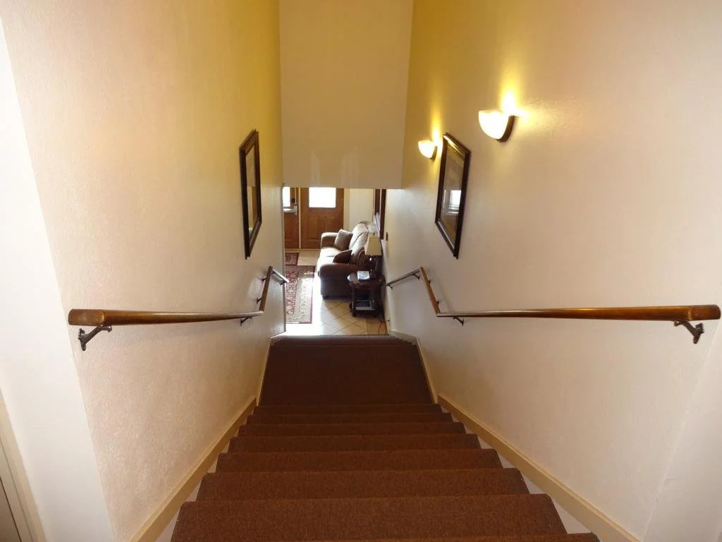 Crest Trail Lodge