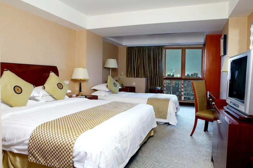 Onehome Yalong International Hotel