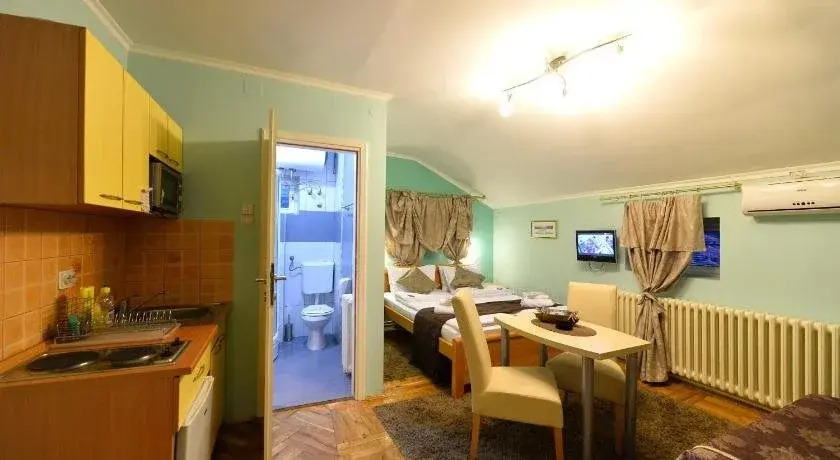 Guest Accommodation TAL Centar