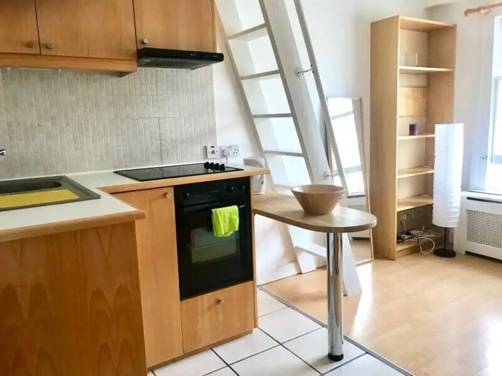 HFS Studio Next To Hydepark L30