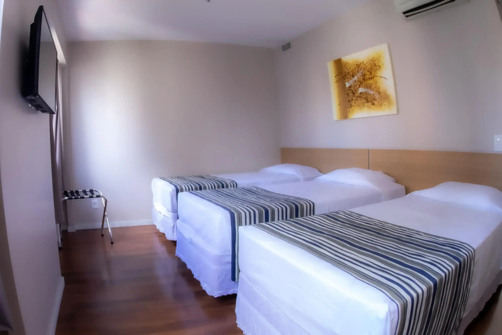 Hotel Nacional Inn Porto Alegre - Próximo ao Complexo Santa Casa e Araújo Viana