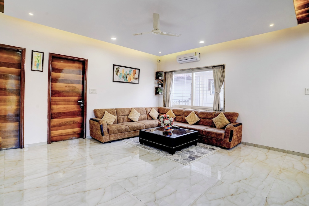 Alaya Stays Nest 4BHK villa with Pool