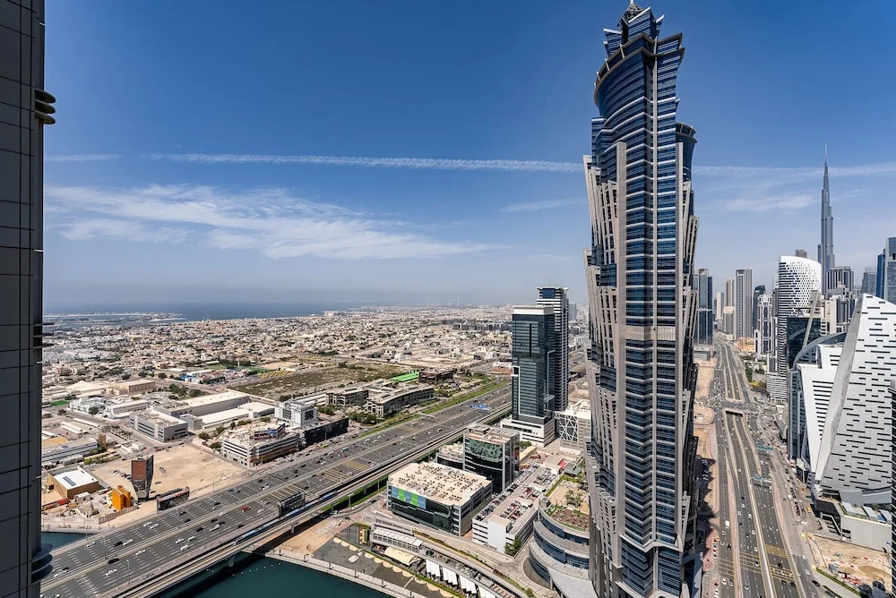 Noora Tower 4504 Business bay