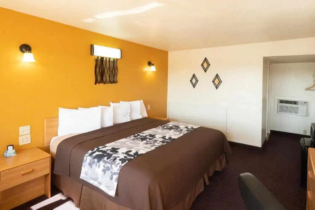 Western Motel