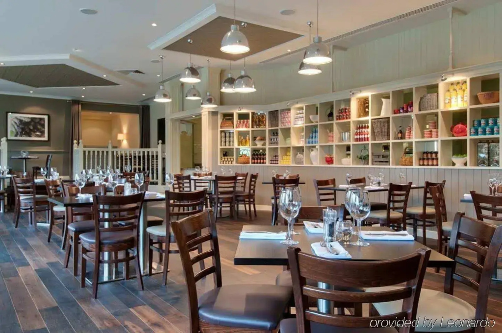 DoubleTree by Hilton Swindon Hotel
