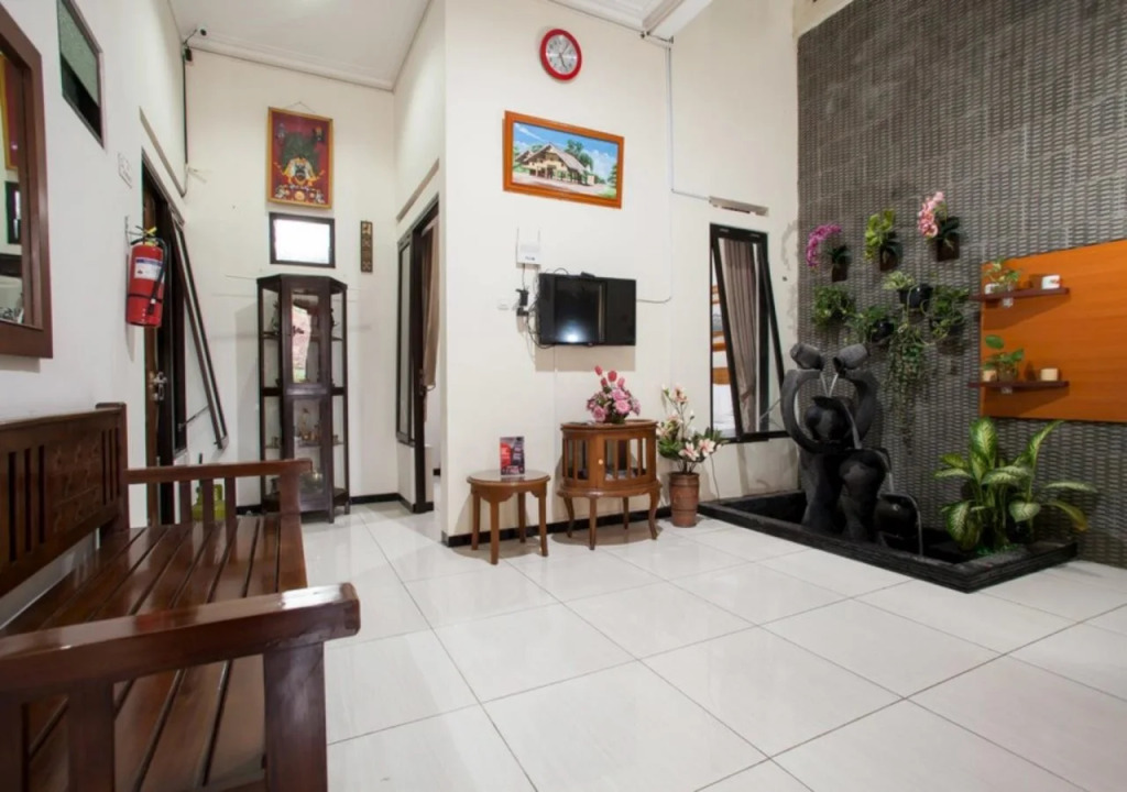 RedDoorz Syariah near Singha Merjosari Park