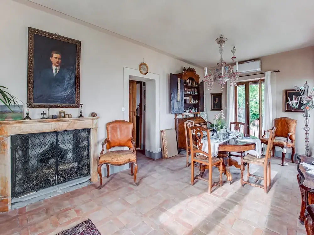 Spacious villa in Cortona with private pool