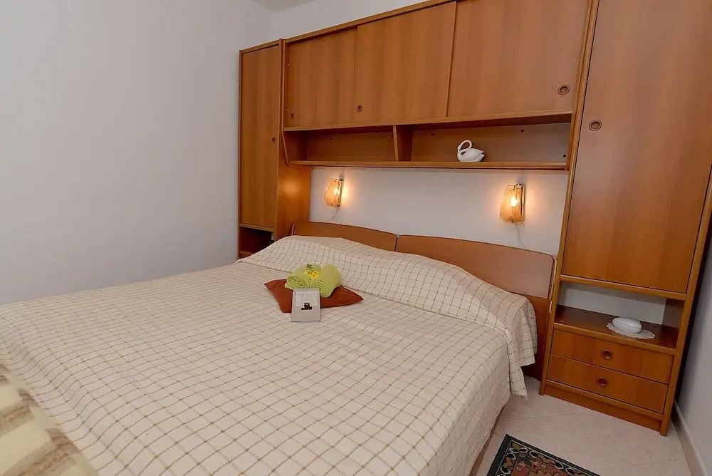 Apartment near the sea 650