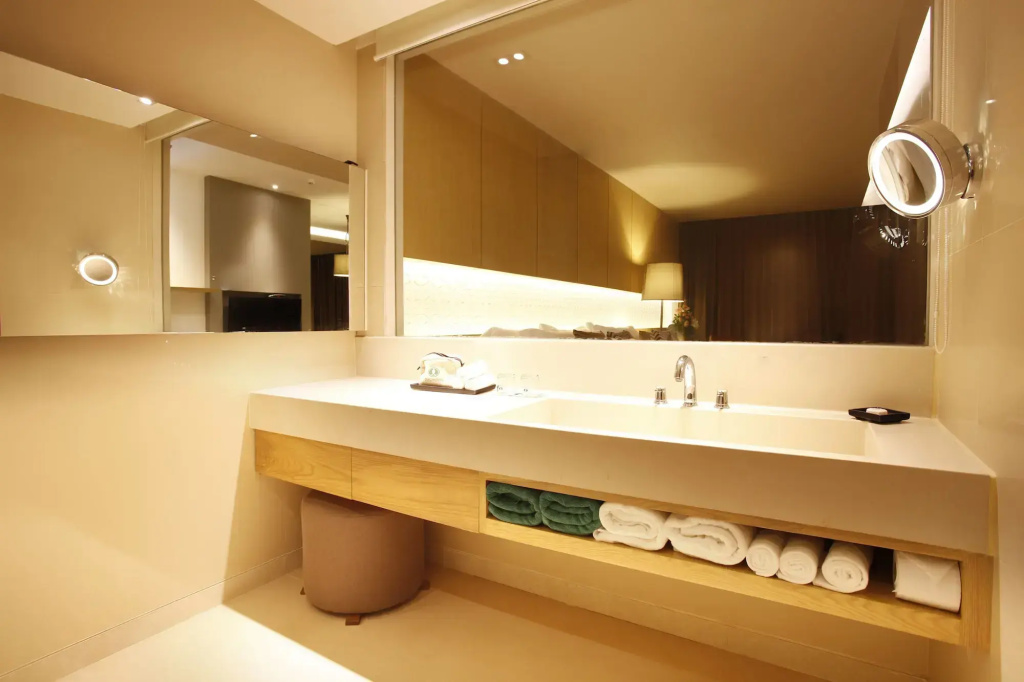 Phuket Graceland Resort and Spa