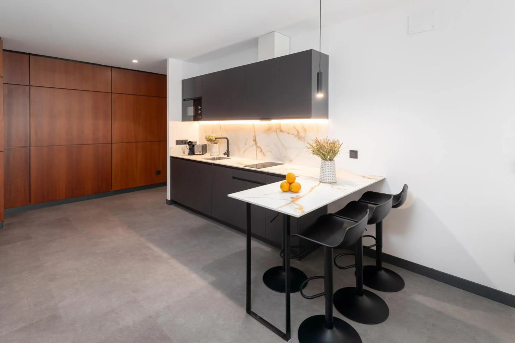 Calatrava by Alma Suites