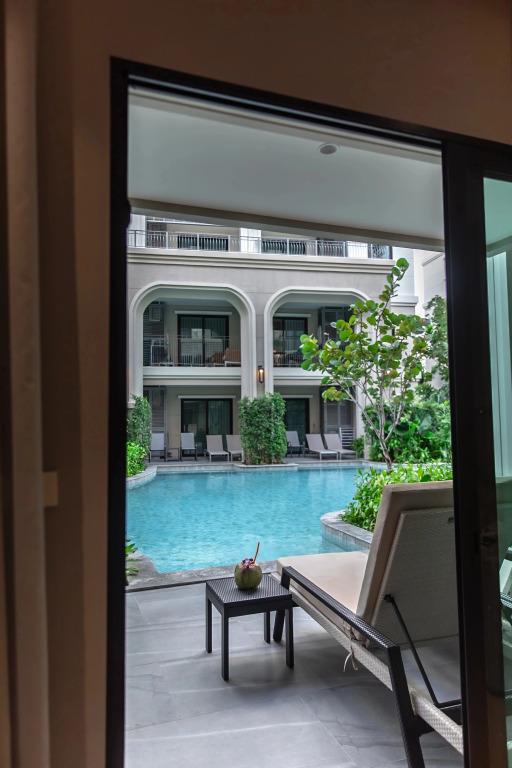 Апартаменты Title Legendary Pool Access 1-Bedroom Suite by TVC
