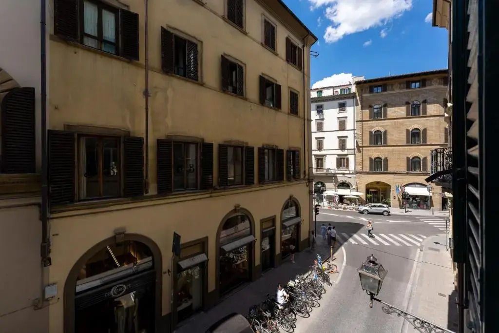 Rondinelli Mdr Apartments Collection