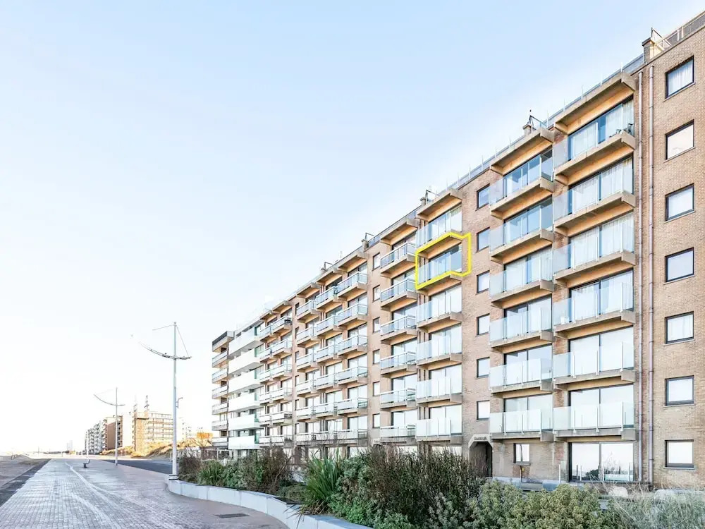 Apartment in St-idesbald With Sea View
