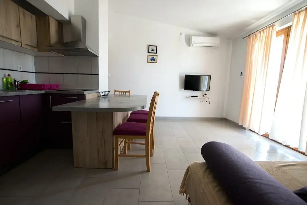 Apartments Simic-with beautiful view