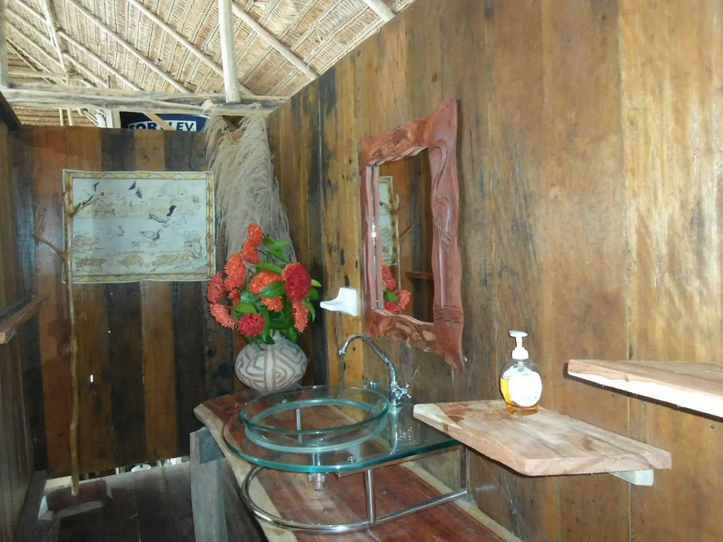 Kurupira Cabin Floating