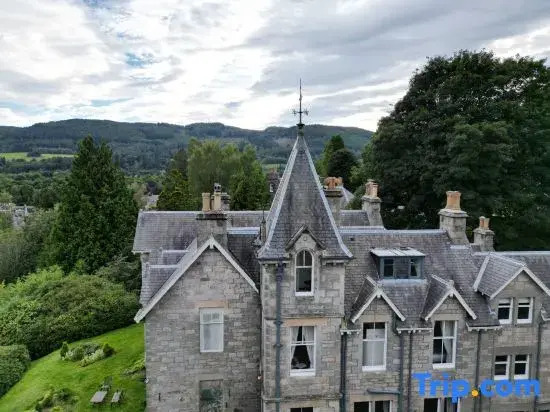 Wellwood House