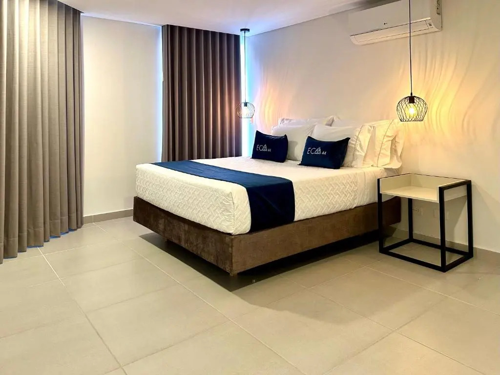Hotel ECO 44