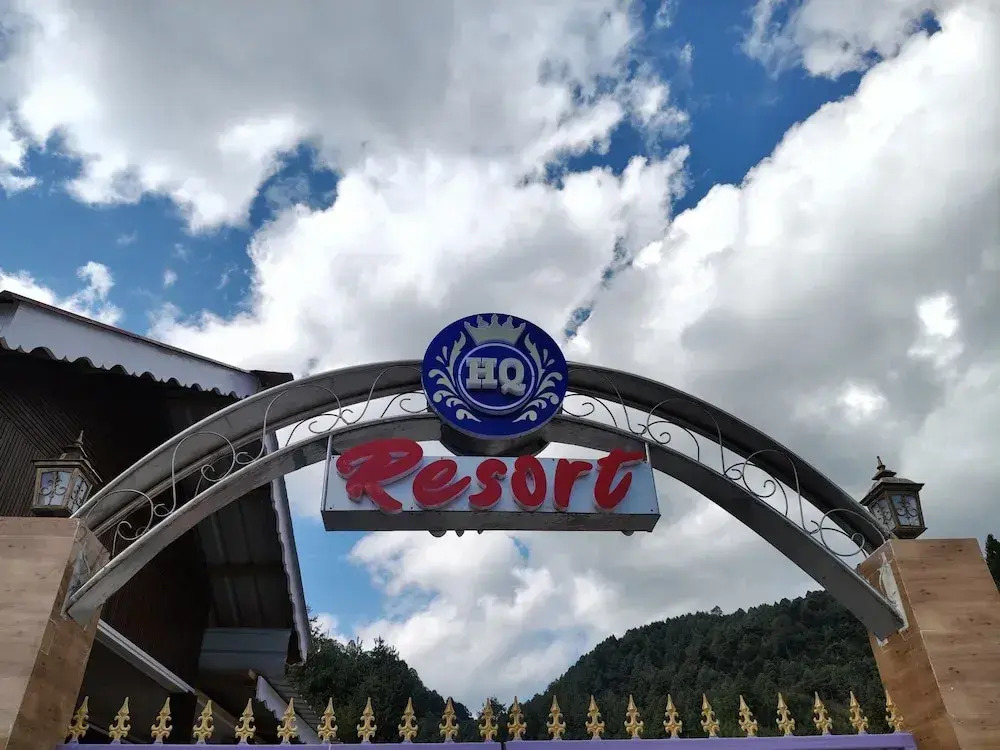 HQ Resort
