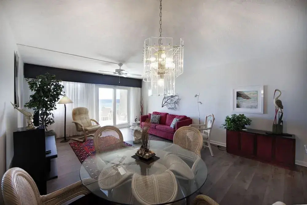 Gulf Shore Condo #203 - 1 Br condo by RedAwning