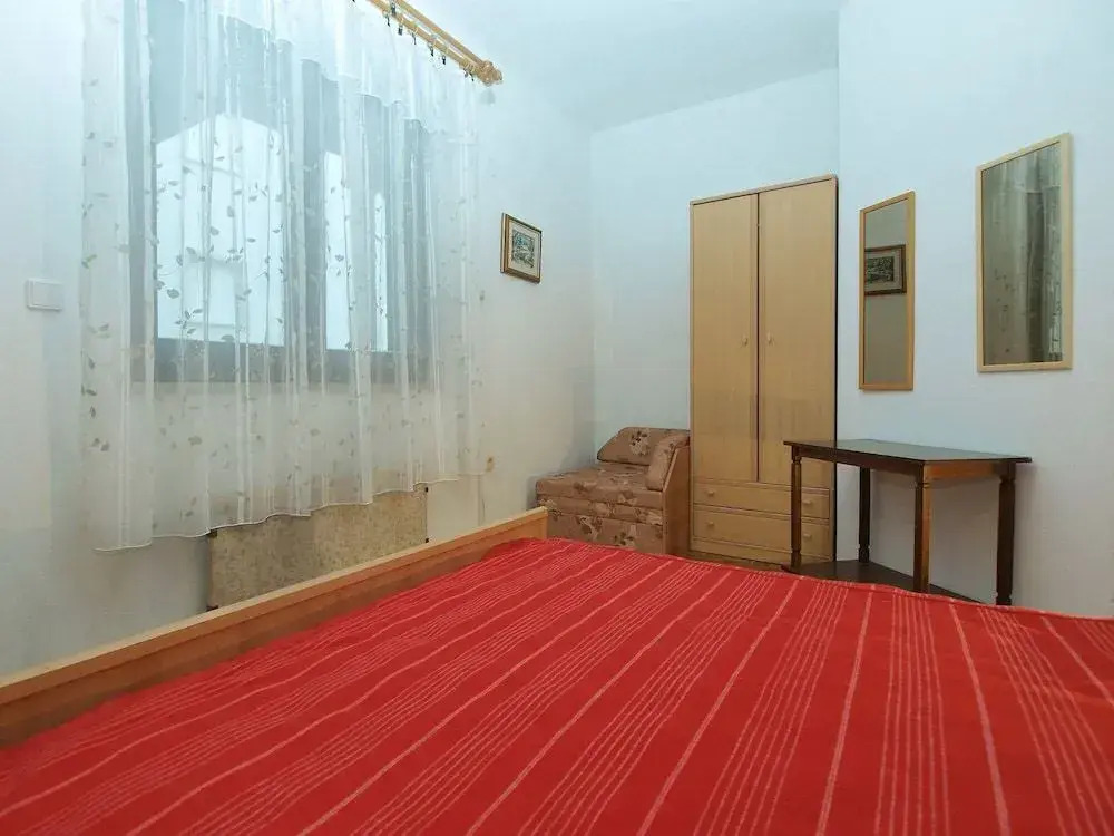 Apartment 1775