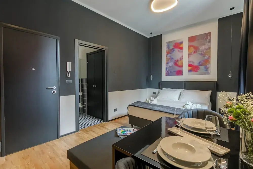 Bright Studio With gym and Coworking, Milan