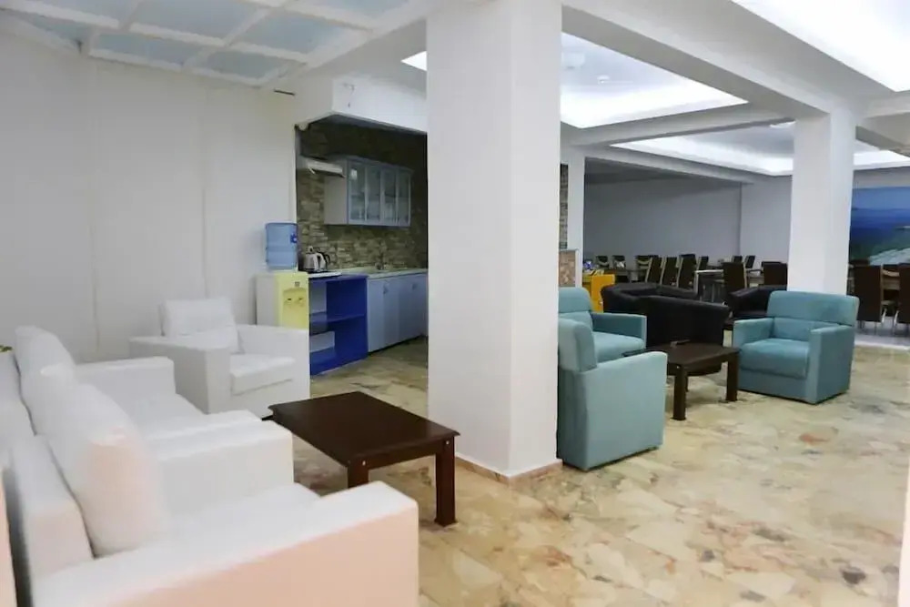 Uğur Otel