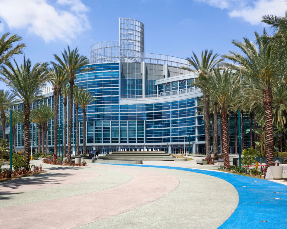 Holiday Inn Hotel & Suites Anaheim by IHG