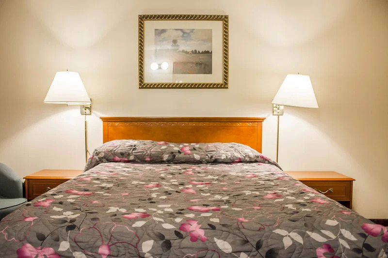 Econo Lodge Edmonton South