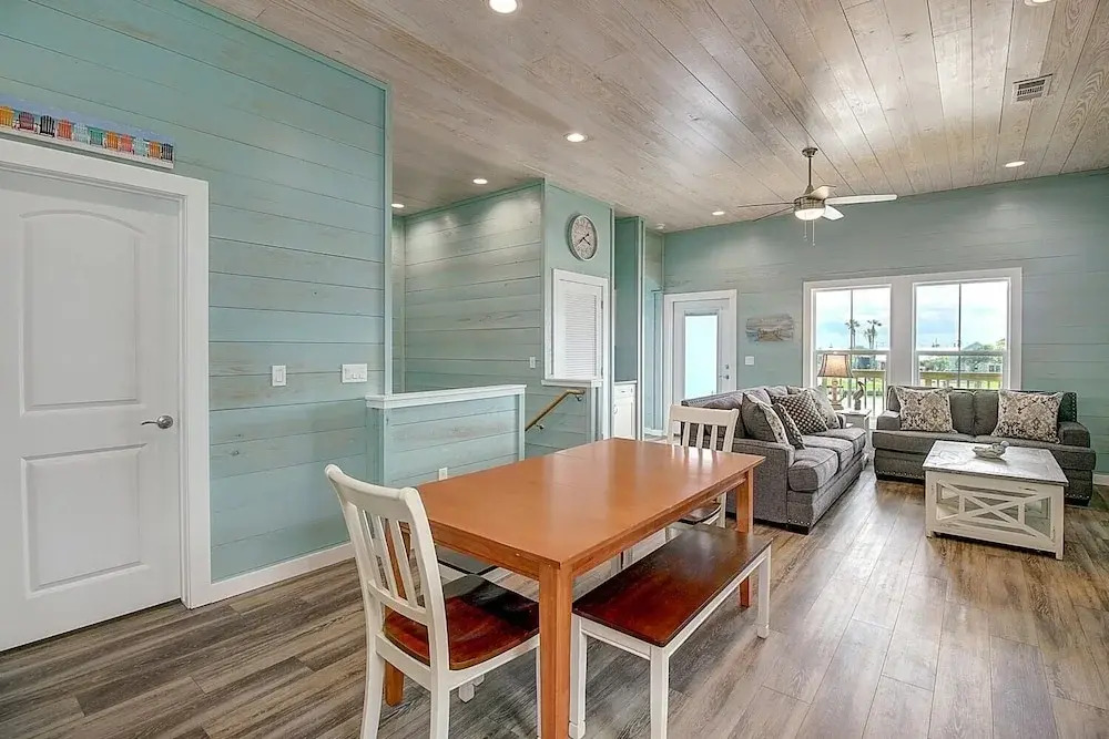 Copano Sunset #9 3 Bedroom Home by Redawning