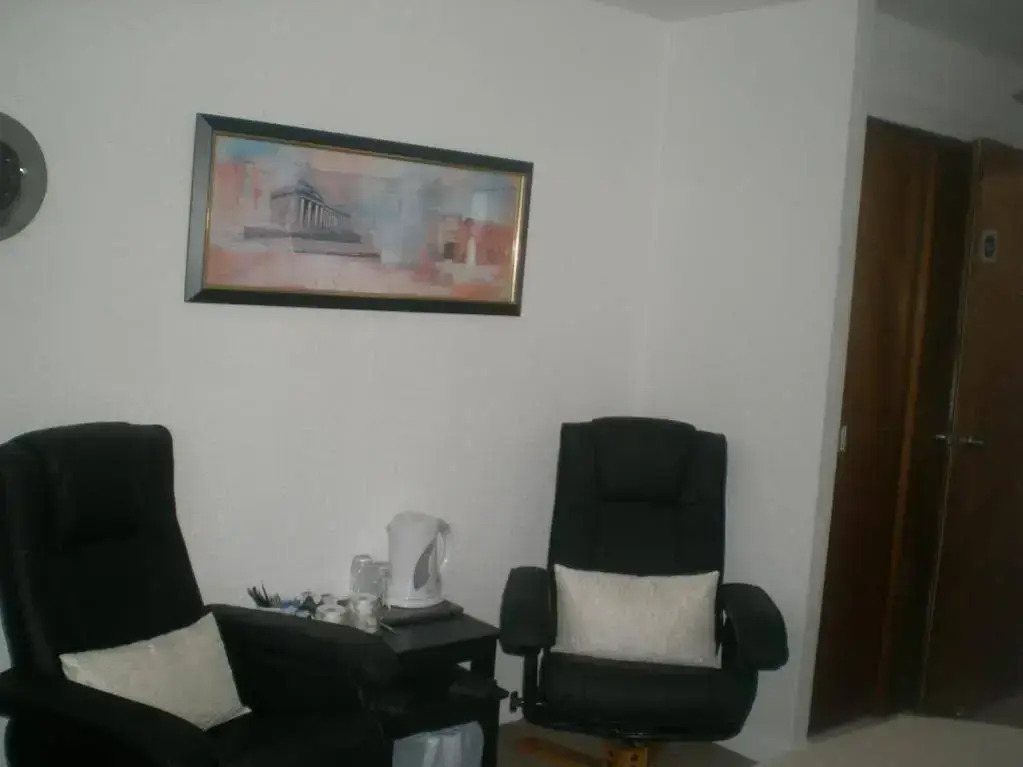 Tay Villa