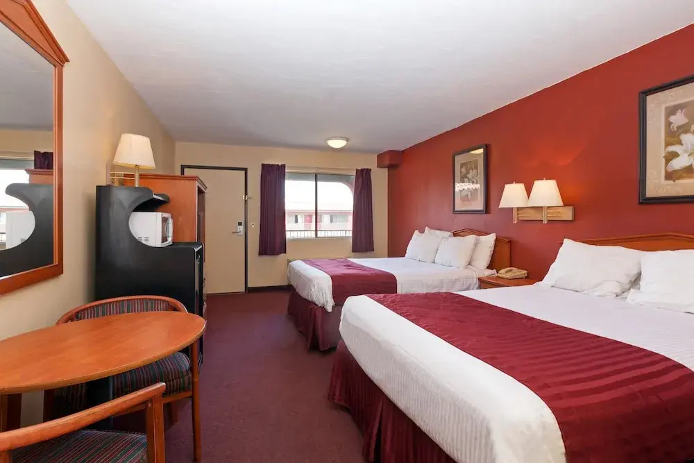 Ramada Limited Bakersfield Central