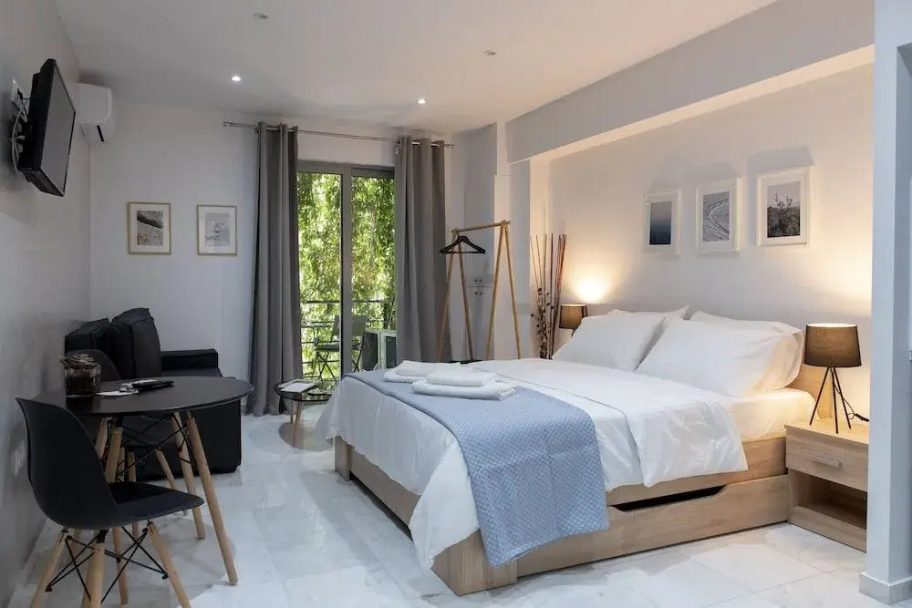 Bright Eco Studios by GHH
