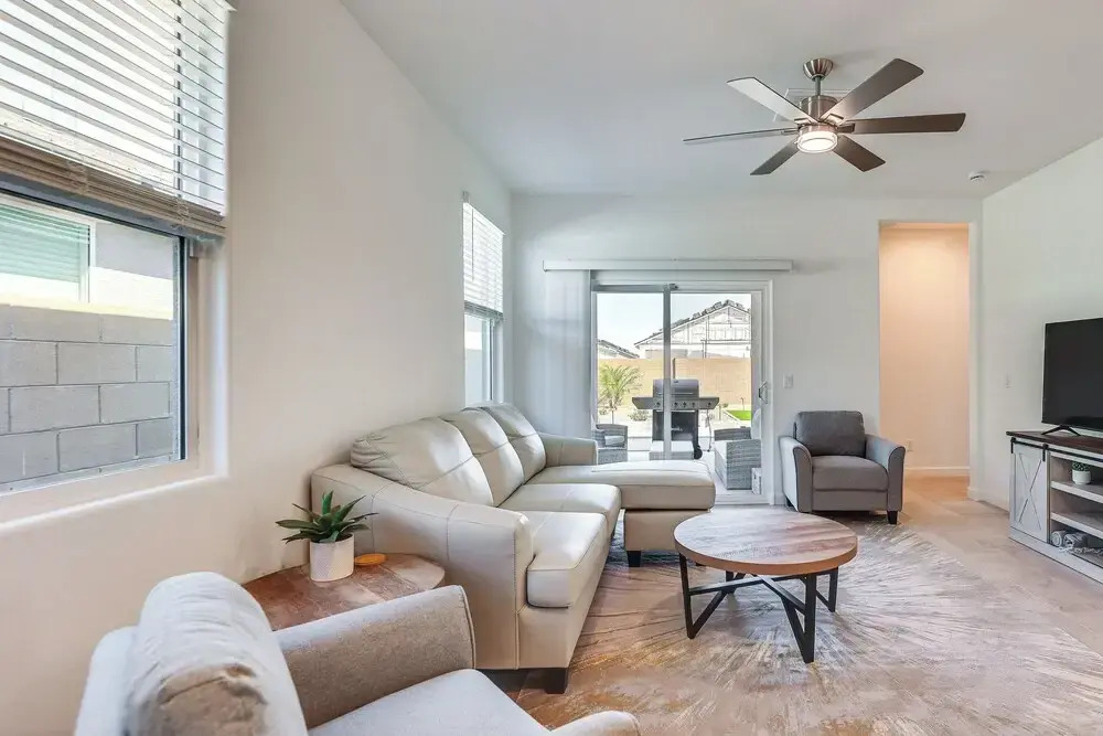 Maricopa Home w/ Putting Green & Covered Patio!