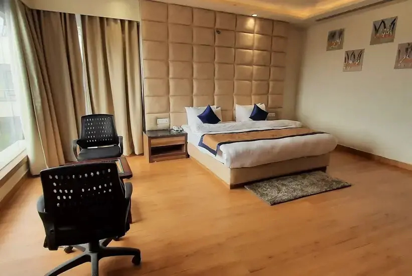 Sparsh Hotel & Resort