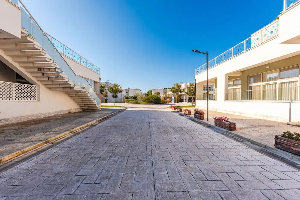 Seaview Haven - Trendafili