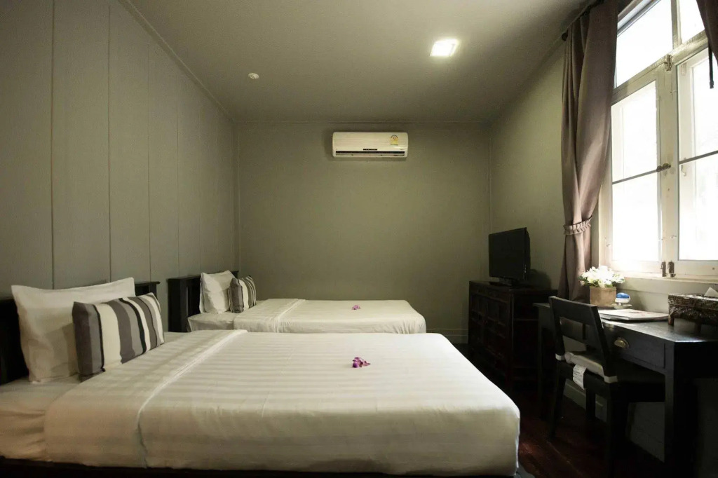 Dorm of Happiness by Tharaburi Resort