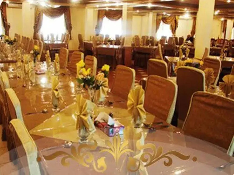 Naderi Ahwaz Hotel