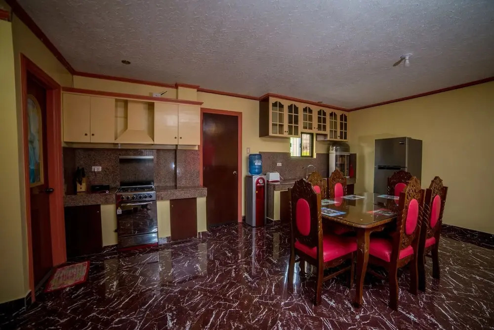 JenJen's House Rental