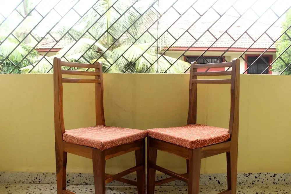 OYO 9280 Home 2 BHK Miramar Beach