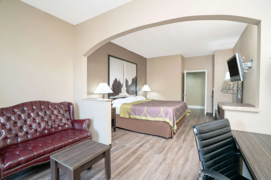 Super 8 by Wyndham Murfreesboro