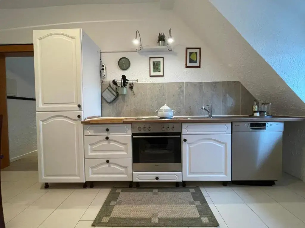 Suite Dilara by NINJA SPACES - 105QM Maisonette, Netflix, Garten, Parkplatz