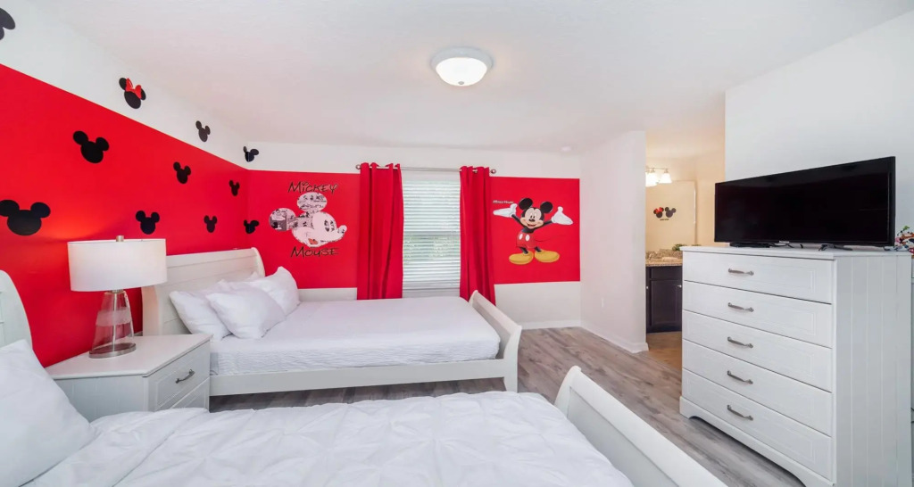 GREENVIEW 8BR Grand Pool VILLA close to DISNEY