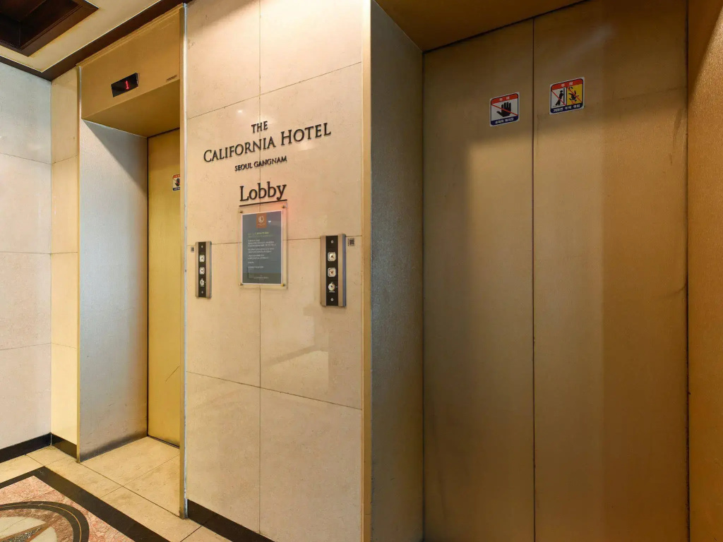 The California Hotel