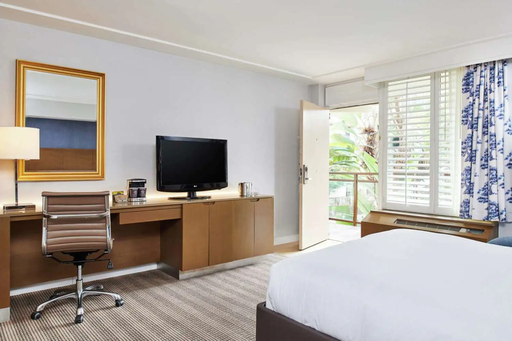 DoubleTree by Hilton Torrance - South Bay