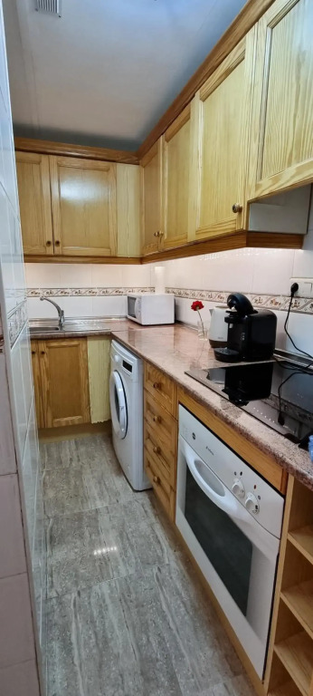 Cozy apartment 200m from the beach