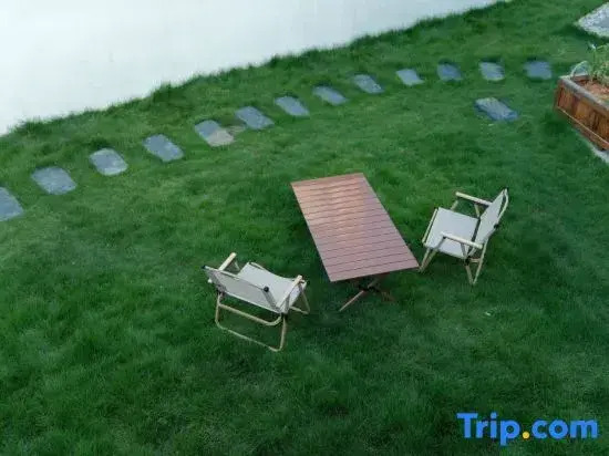 Tonglu Shanyali Linxiya Zhu  Mountain Forest Serenity Farmhouse Fresh Style Designer Vacation Rental