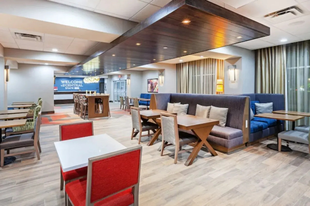 Hampton Inn Gardner