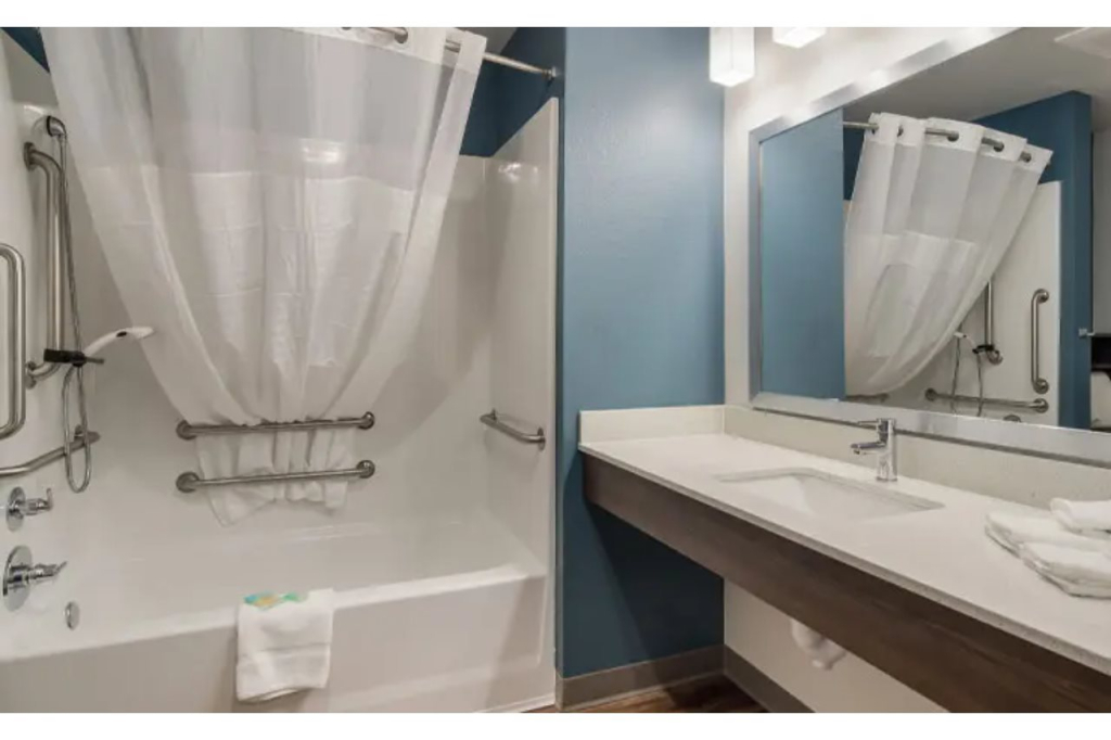 WoodSpring Suites Libertyville - Chicago